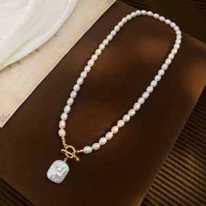 Natural Freshwater Pearl French-Style Square Pendant Necklace With A Luxe