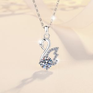 Pure Silver Women's Light Luxury Niche Swan Necklace